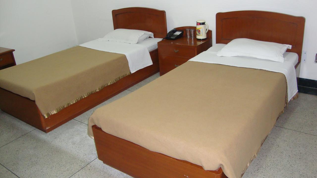 Ymca Greater Noida Programme Centre Hostel Delhi Kültér fotó